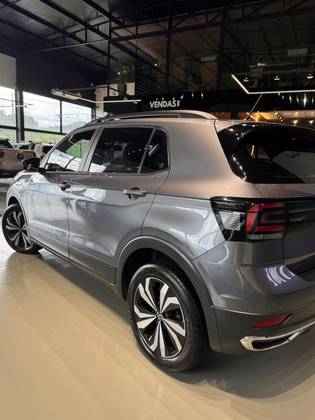 VOLKSWAGEN T-CROSS 1.0 200 TSI TOTAL FLEX COMFORTLINE AUTOMÁTICO